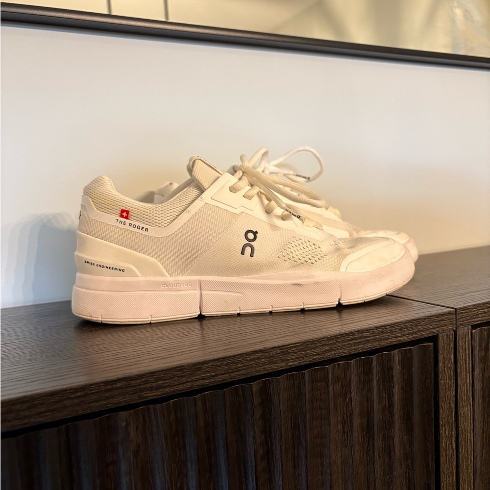 On Running Beige Sneakers